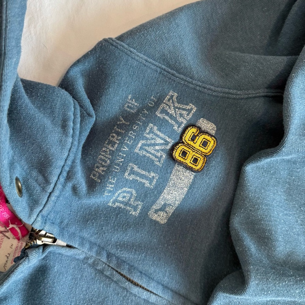 Y2k 2007 VS Pink Blue Hoodie & Capris Sweatsuit Peace Sign - Picture 4 of 12